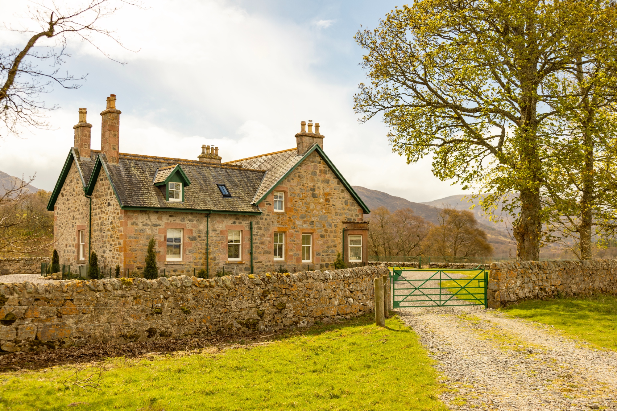 Dunmaglass Farmhouse Loch Ness _ 28